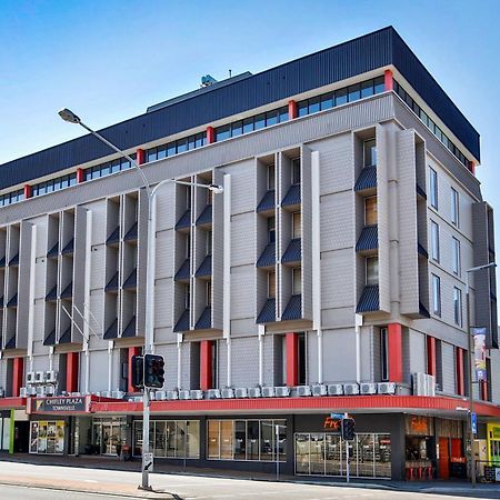 Madison Plaza Townsville Buitenkant foto