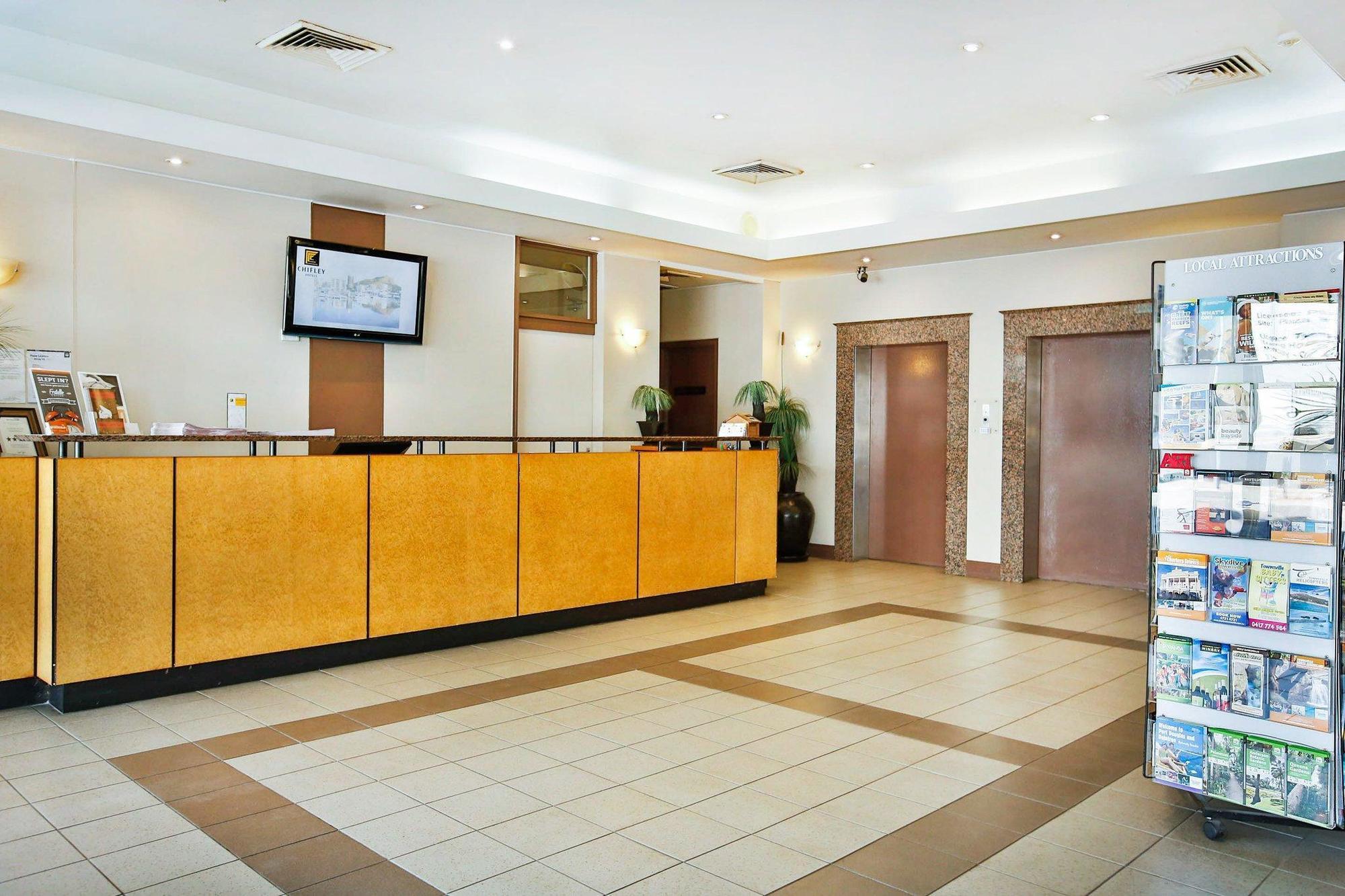 Madison Plaza Townsville Buitenkant foto