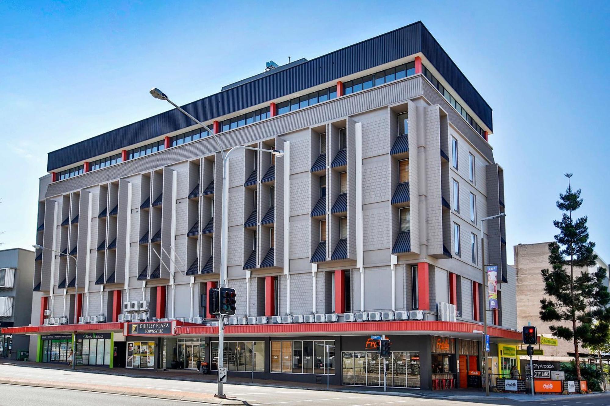 Madison Plaza Townsville Buitenkant foto