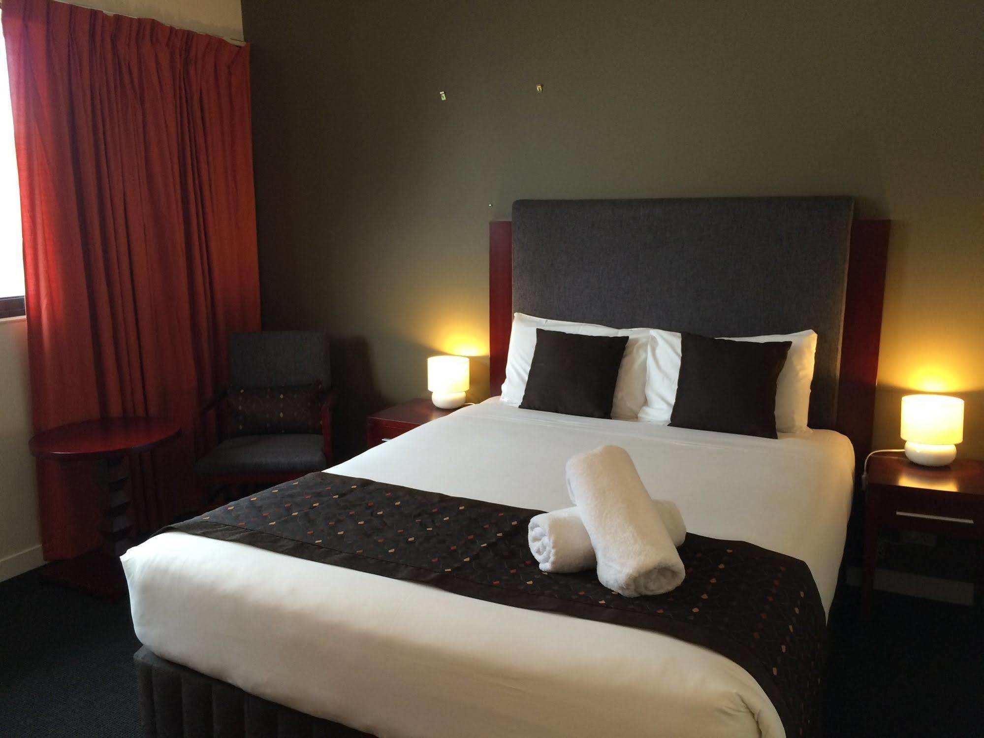 Madison Plaza Townsville Buitenkant foto