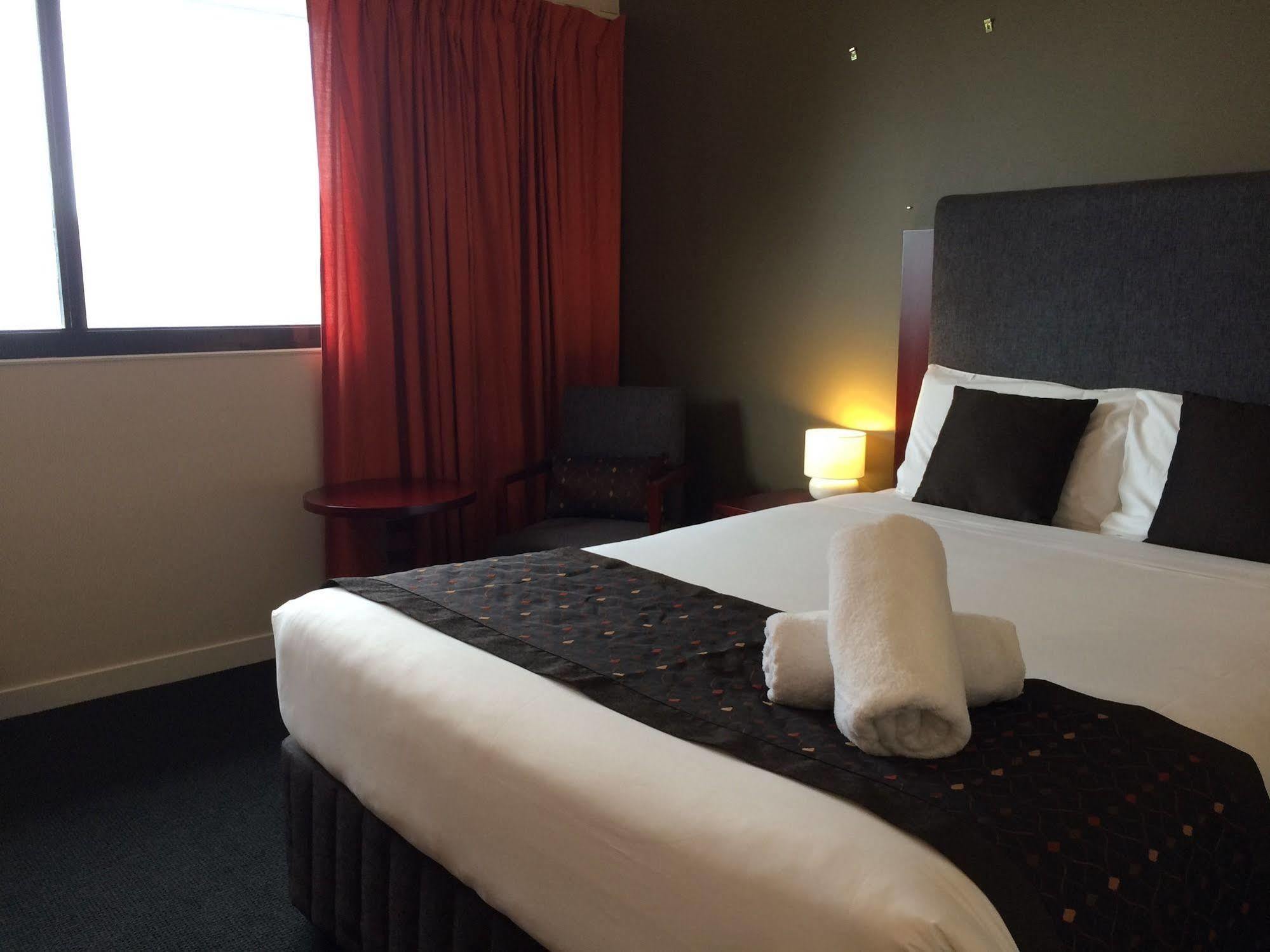 Madison Plaza Townsville Buitenkant foto